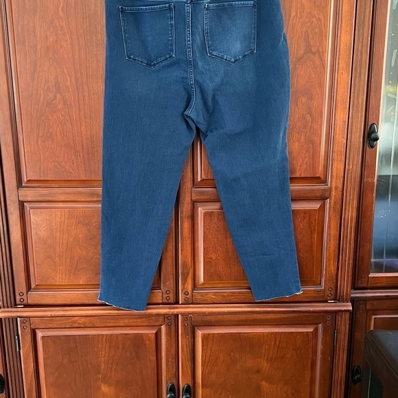 J. Jill soft ultra- stretch denim leggings with unfinished hem - Picture 3 of 4